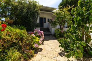 Chic Villa By Beach Pool & Garden Retreat - Carcavelos - 3
