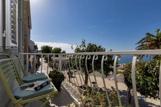 Seafront Apartments - 1