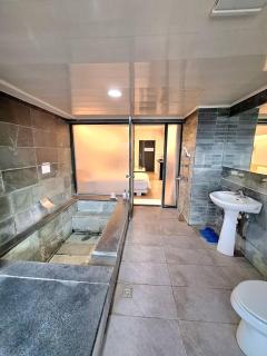 Moonlight 大陽台溫泉宿 - 5