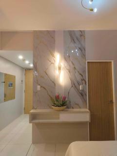 Luxury Studio Unit at Pico De Loro - 7