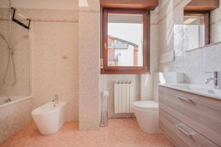 Unico Apt 8, 4 ospiti, parcheggio gratis, 10 minuti da Venezia - 5