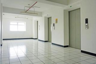 OYO 91593 San San Rooms Apartment Gunung Putri Square - Parungdengdek - 6