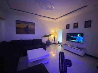 Unique 3 bedroom house with Spanish design - Dar es Salaam - 0