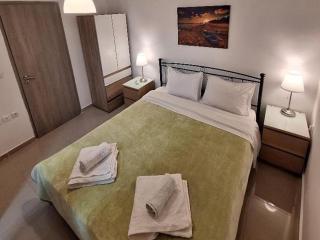 Tropicano pool & rooms - Rafina - 6