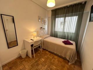 Habitaciones en Ferrocarril - Madrid - 7