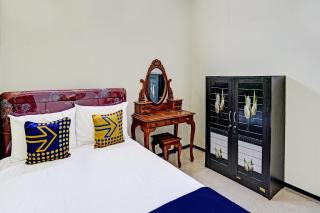 SPOT ON 91716 Kost Yy Syariah - Mojokerto - 1