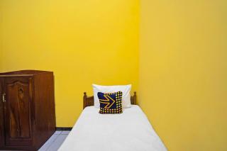 OYO Life 91869 Insan Mulia Kost Syariah - Mojokerto - 8