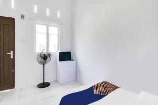 SPOT ON 91858 Raja Homestay Syariah - Pekanbaru - 7