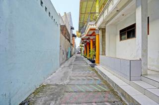 OYO Life 91884 Kost Kusuma Dewi Syariah - Sidoarjo - 8