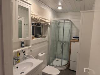 Charming Tynningo House with Sauna BBQ - 3