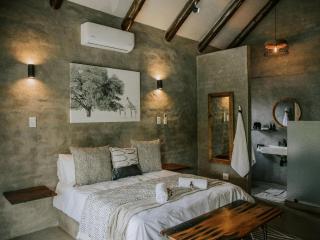 Rhino's Rest Private Luxury Villa - 9