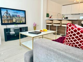 Panorama House, Delightful 2-Bedroom Flat 1, Oxford - Kidlington - 8