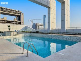 bnbme - Stylish JLT Studio Near Metro Rooftop Pool Gym Balcony Marina Access - 9