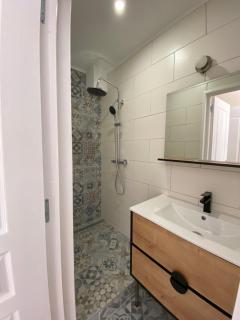 Douce Escale en Plein Centre - Avec Parking privé - 5