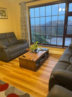 Hillside Haven - Tahilla - 9
