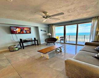 Vacation in Comfort and luxury - 1BR Direct Oceanfront - Wyndham Ocean Walk Resort 1307 - Daytona Beach - 4