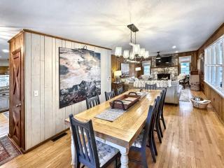 Highlands Hideout - 1