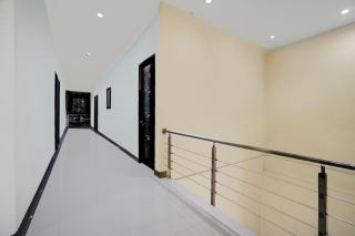 Hotel O 76 Gayungsari - 1