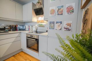 Stunning Bright Two Bedroom Apartment In Southbourne - Southbourne - 1