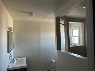 Hidden Gem of the Westside - Providence - 4