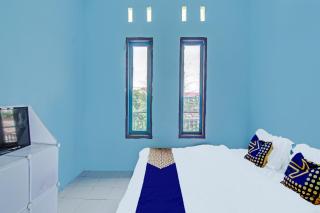 SPOT ON 91918 Najla Guest House Syariah - 3