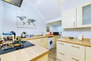 Loveliest Homes Paignton - Sea Front location with parking - Paignton - 7