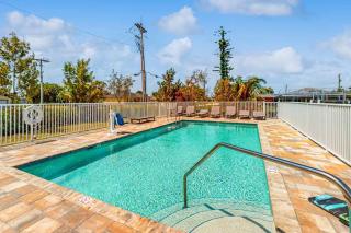 Gulf Access with Boat Slip, Heated Saltwater Pool, Dog-Friendly - Bacino Vista #203 - Roelens - Cape Coral - 0