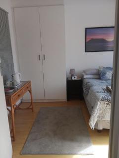 Home in Bellville, Cape Town - - 1