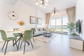 Near Dubai Miracle Garden 1BR with Private Balcony, Orchid Residence, Al Barsha South by Deluxe Holiday Homes - 2