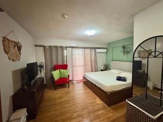 NEW! 3BR Home in Serene Pasig Condo with Fast Wifi - Manila - 0