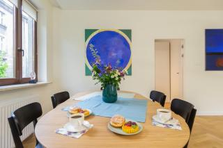 Golden hour, 2 bedroom, with underground parking - 9