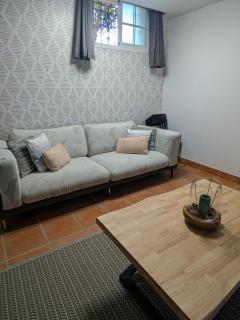 Apartamento con acceso independiente, a un paso de Granada, tranquilidad y comodidad - Otura - 3