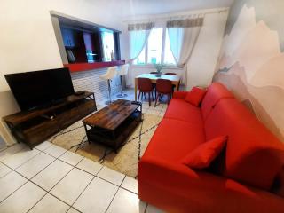 Évasion - Appartement 6 Prs, 2 Ch, avec Balcon - Dijon - 0