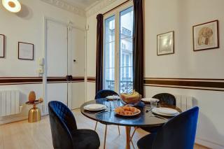 Luxueux Appartement au Coeur des Champs-elysees - Paris - 6