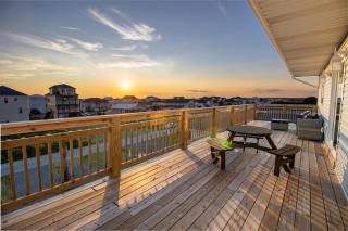 Stunning Sunset, Close To Beach Access, Great Views! - Surf City - 9