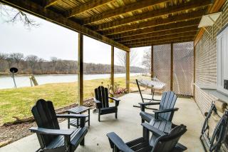 6 Mi to Dtwn Pella Riverfront Cabin with Game Room! - Pella - 8