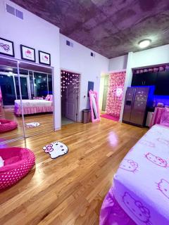 Pink Hello Kitty Themed Studio - Atlanta - 1