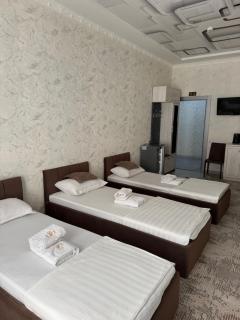 Hotel Life - 8