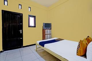 OYO Life 91947 Kost Barokah Syariah - Mojokerto - 5