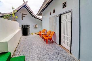 OYO 91886 Bfs Homestay Syariah - 0