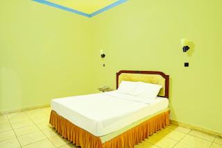 OYO 91973 Green Hotel Near Polsek Sabangau - 6