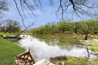Gruene Luxury on the Guadalupe - New Braunfels - 2