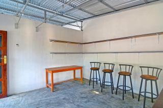 SPOT ON 91995 Cvictory Inn - Manado - 2