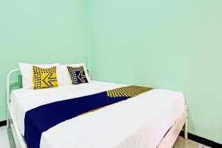 SPOT ON 92012 Homestay Grand Mahkota Permai Syariah - Cilacap - 3