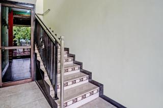 OYO Life 92043 Kost Barokah Syariah Madiun - 3