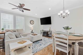 3BR 3BA Townhouse ONE BLOCK from the beach - Myrtle Beach - 1