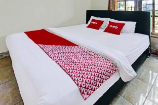 OYO 92059 Archi Homestay - Lembuak - 1