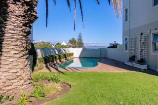 Seaside Serenity: Tranquil Oceanview Retreat - Hermanus - 7