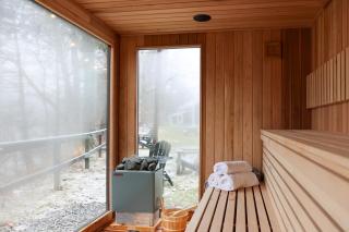 Perch Eagle House - Creek Access, Sauna, Mt views - 4