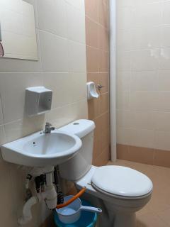 COZY Residence Homestay Teluk Senangin Lumut - Lumut - 4